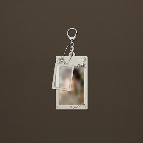 옹성우 (ONG SEONG WU) - 포토카드 홀더 & 키링 (PHOTO CARD HOLDER & KEY RING) / 2022 SEASON’S GREETINGS MD