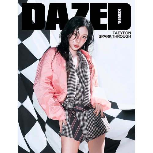 데이즈드 앤 컨퓨즈드 코리아 (Dazed & Confused Korea) 26년 summer edition A형 표지: 태연